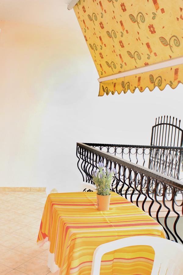 Souzana Rooms 네아 플라기아 외부 사진